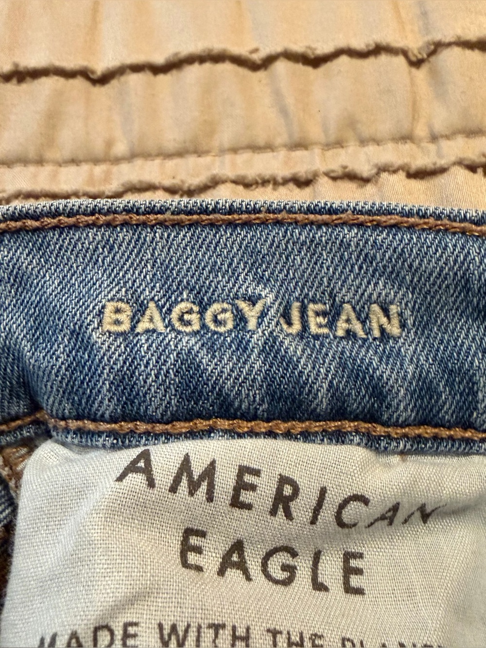 American Eagle Baggy Denim Jeans 2 Distressed High Rise 31” Length - Picture 4 of 8